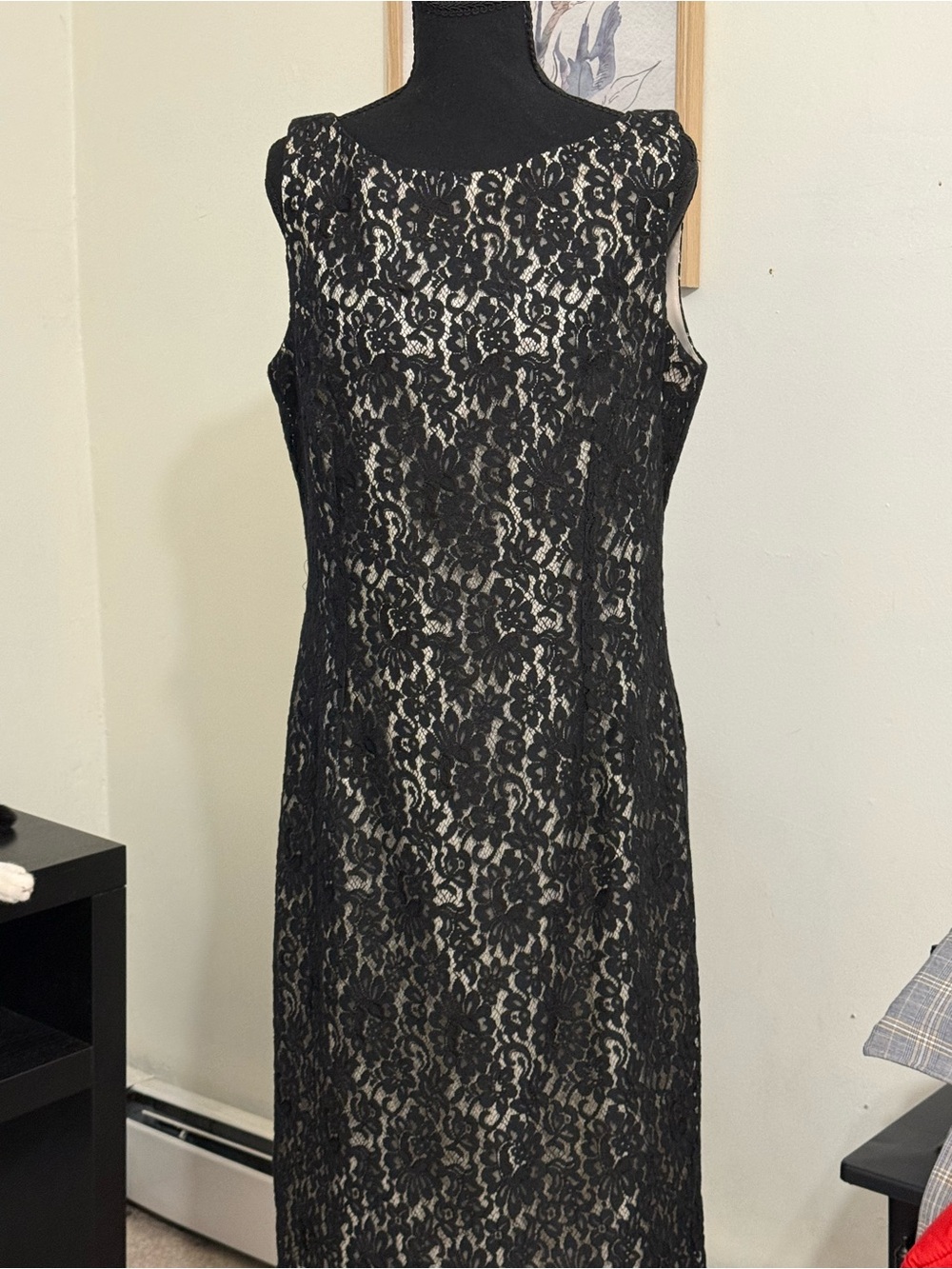 Ann Taylor Size 12 Black Ivory Floral Lace Sheath Dress 42”